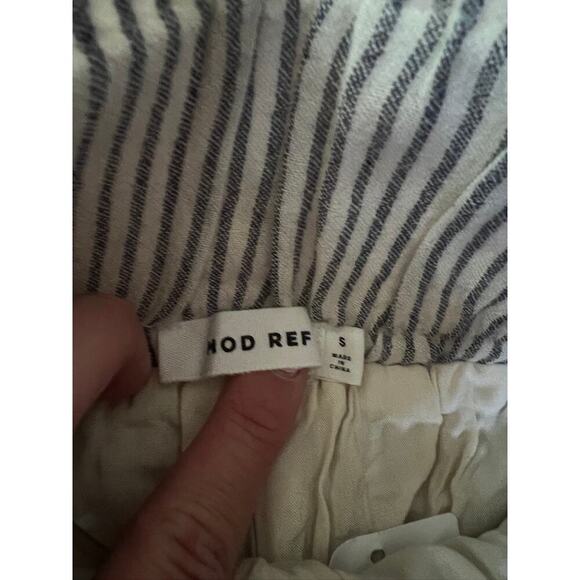 Mod Ref Stripe Linen Pants - Picture 3 of 10